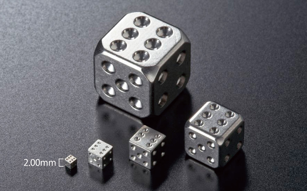 極微細加工 サイコロ